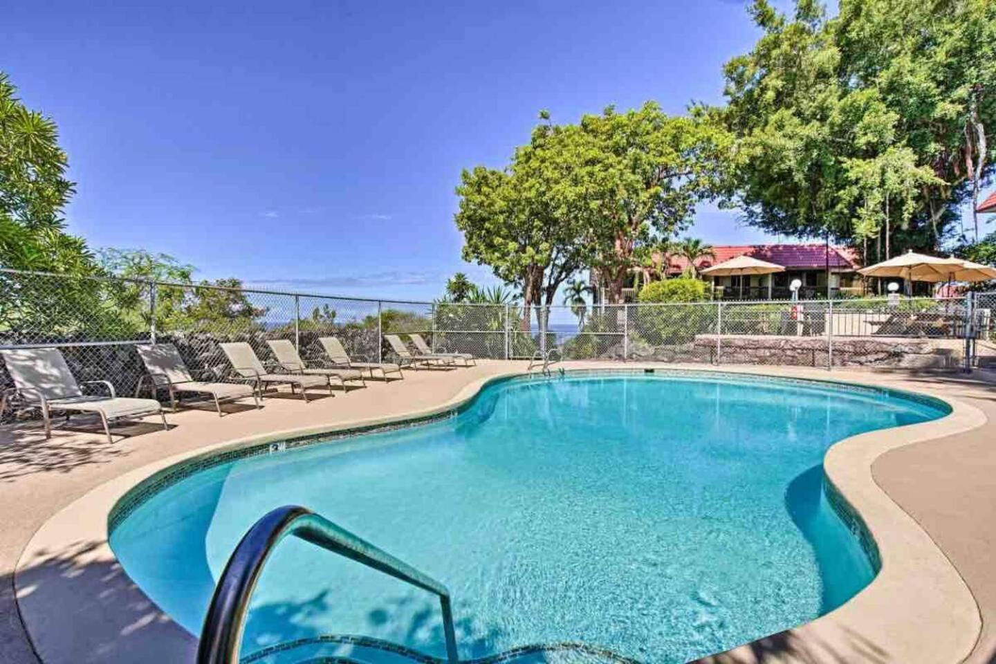 Family Friendly Kailua Bay View Ac Free Parking Walk To Kailua Village Exterior photo